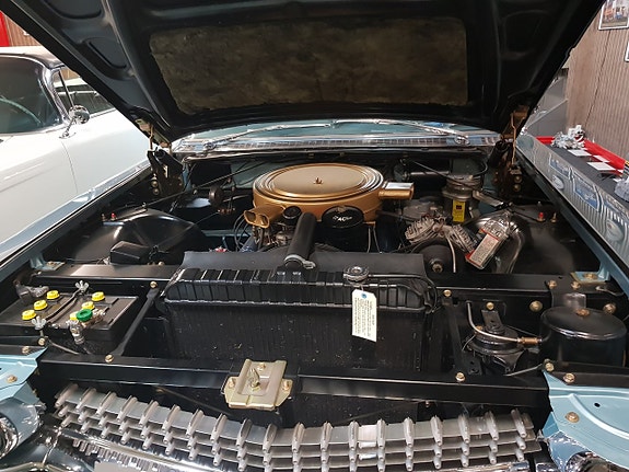 Cadillac Eldorado Biarritz 21 of 24