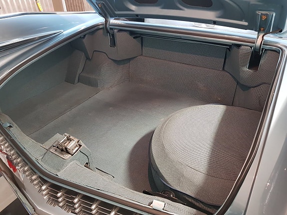 Cadillac Eldorado Biarritz 17 of 24