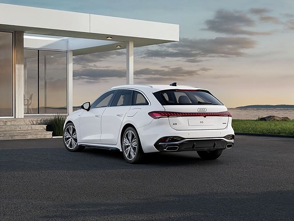 Audi A5 2 of 10