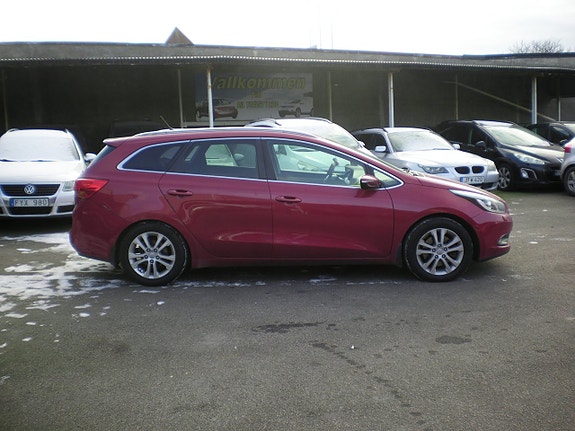 Kia Ceed 4 of 5