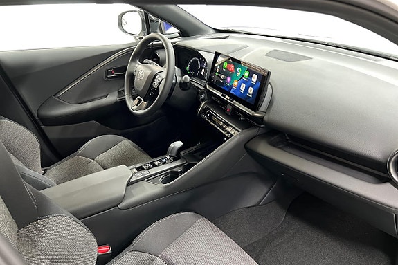 Toyota C-HR 6 of 19