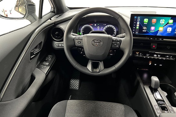 Toyota C-HR 9 of 19