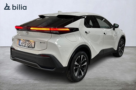Toyota C-HR 17 of 19