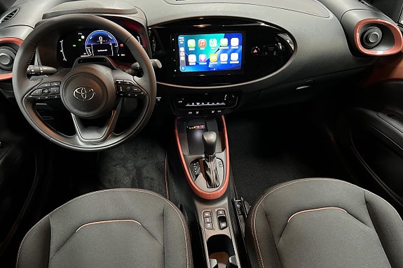 Toyota Aygo X 2 of 5