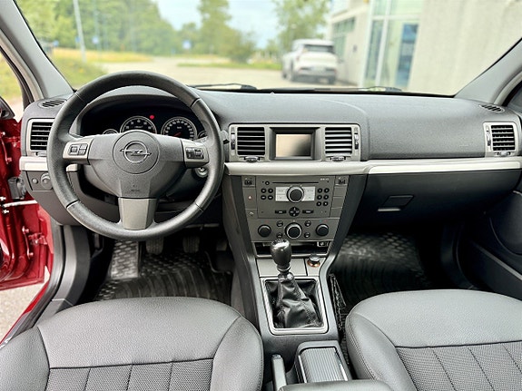 Opel Vectra 8 of 12