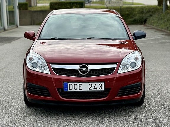 Opel Vectra 2 of 5