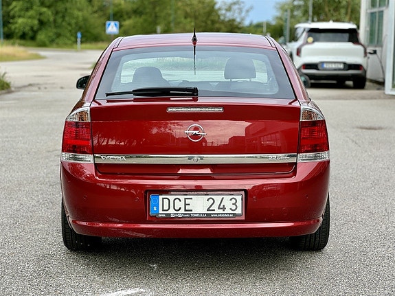 Opel Vectra 11 of 12