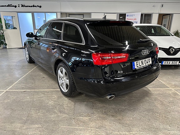 Audi A6 4 of 15