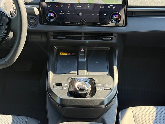 Subaru Solterra 14 of 19