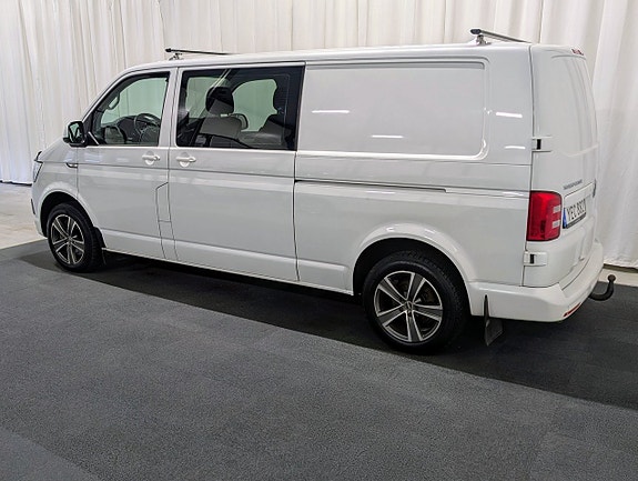 Volkswagen Transporter 3 of 5