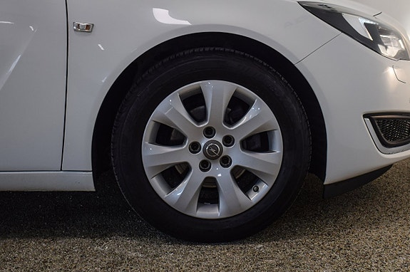 Opel Insignia 21 of 22