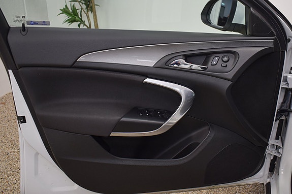 Opel Insignia 17 of 22