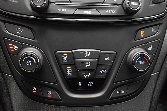 Opel Insignia 14 of 22