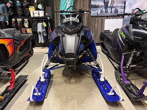 Yamaha Mountain Max 800 154 ES -2024 (22mil)