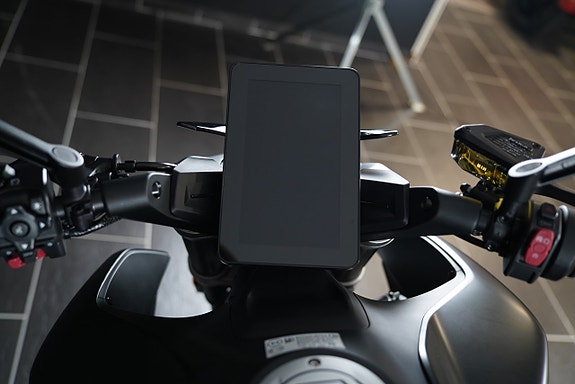 CFMOTO 800NK 10 of 14