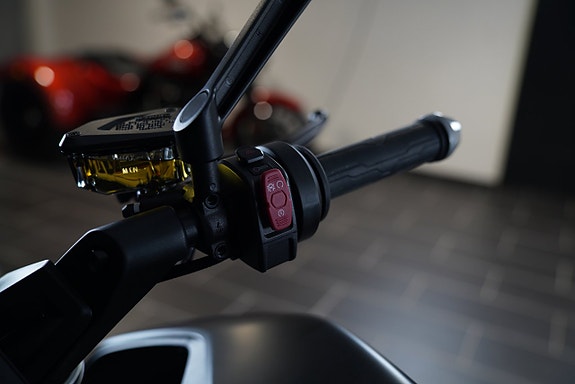CFMOTO 800NK 11 of 14