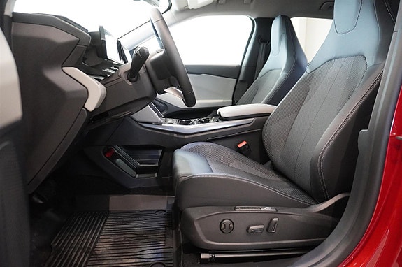 Ford Explorer 6 of 15