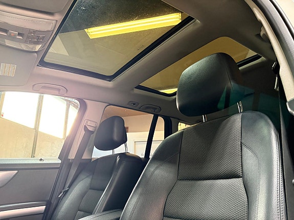 Mercedes-Benz GLK220 6 of 20