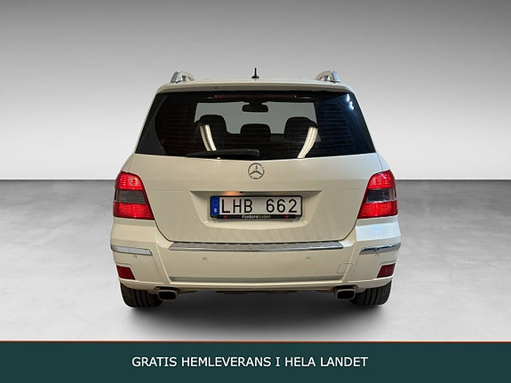 Mercedes-Benz GLK220 3 of 5
