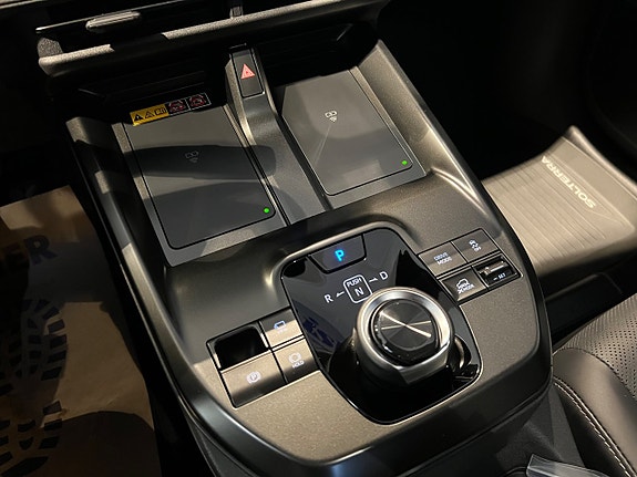 Subaru Solterra 13 of 17