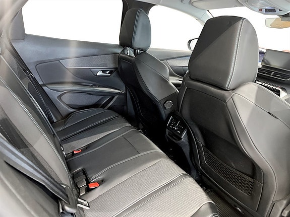 Peugeot 3008 12 of 15