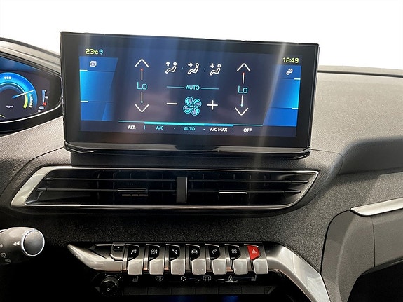 Peugeot 3008 9 of 15