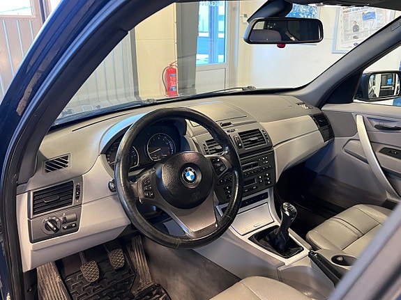 BMW X3 6 of 12