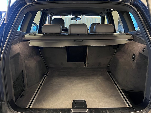 BMW X3 9 of 12
