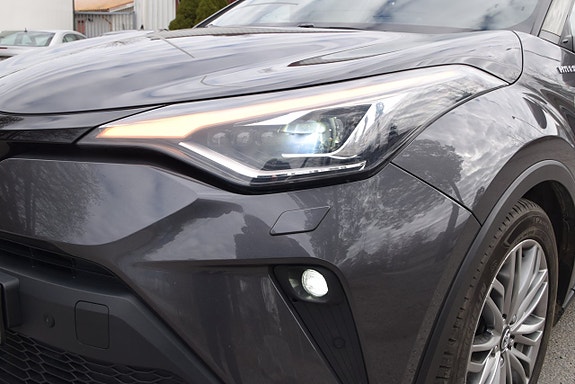 Toyota C-HR 20 of 23