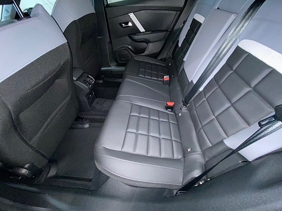 Citroen C4 6 of 16