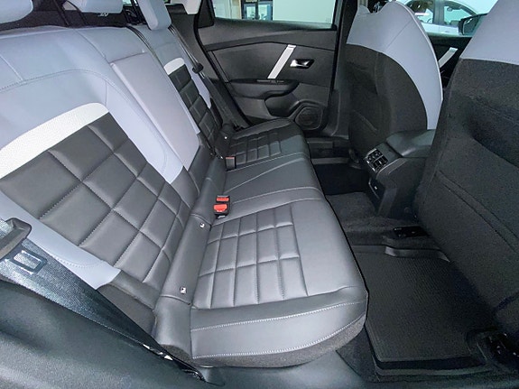 Citroen C4 10 of 16