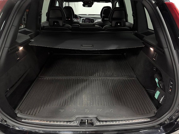 Volvo XC90 26 of 27