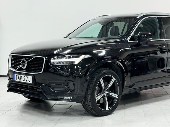 Volvo XC90 3 of 5