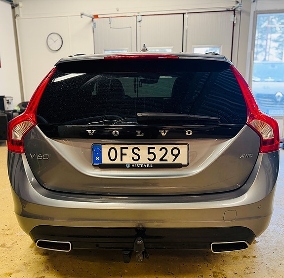 Volvo V60 8 of 21