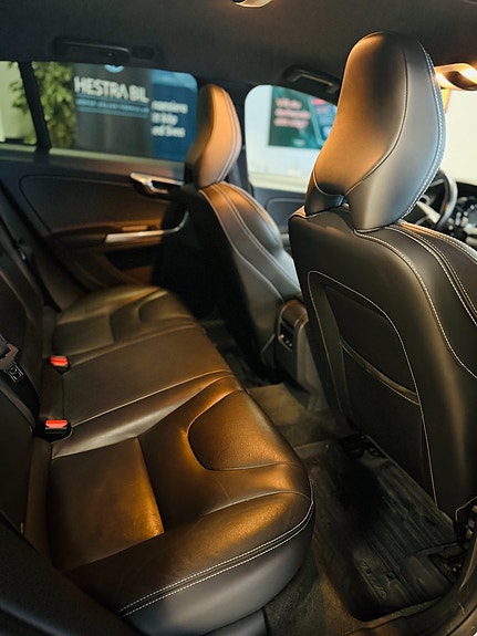 Volvo V60 19 of 21
