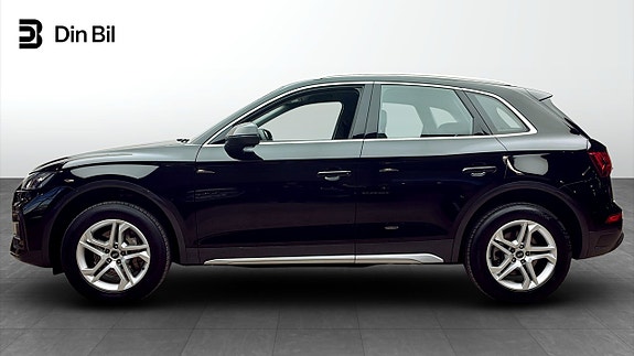 Audi Q5 2 of 5