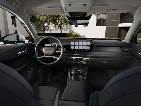 Audi Q3 2 of 3