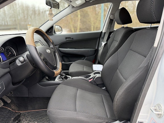 Hyundai i30 5 of 5
