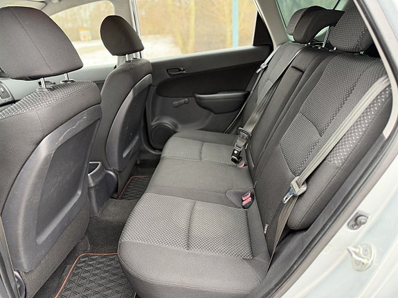 Hyundai i30 7 of 19