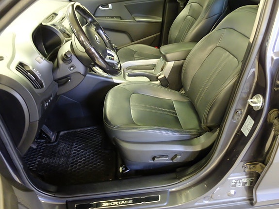 Kia Sportage 4 of 9
