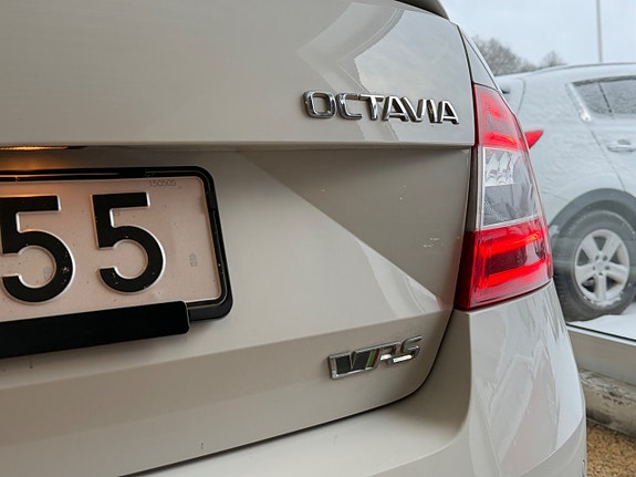 Skoda Octavia RS 3 of 5