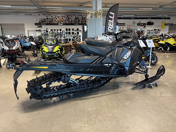 Ski-Doo Backcountry Adrenaline 600R E-TEC El-start 4 of 4