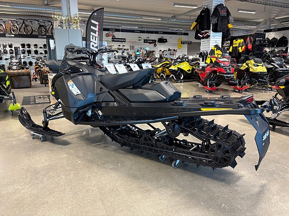 Ski-Doo Backcountry Adrenaline 600R E-TEC El-start 3 of 4