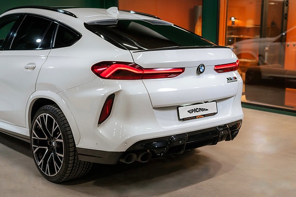 BMW X6 M 4 of 5