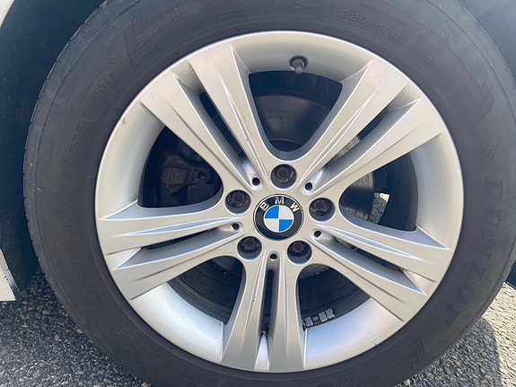 BMW 320d 10 of 12