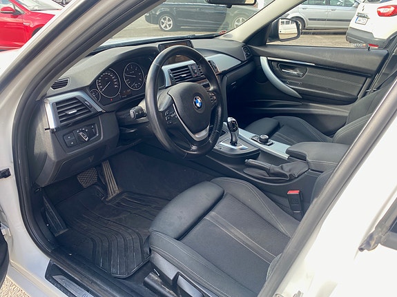 BMW 320d 7 of 12