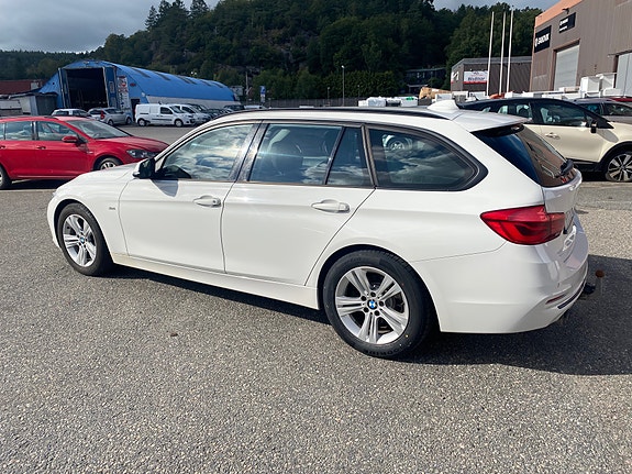 BMW 320d 6 of 12
