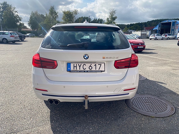 BMW 320d 5 of 12