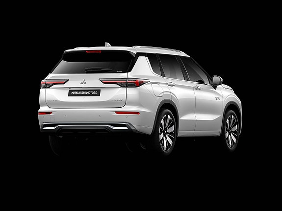 Mitsubishi Outlander 8 of 10