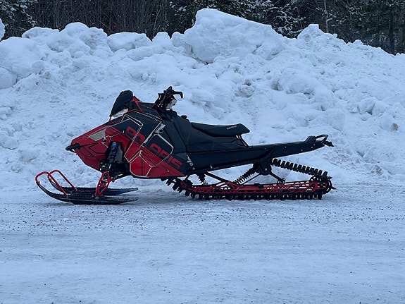 Polaris Polaris 850 RMK Khaos 155" Kortad